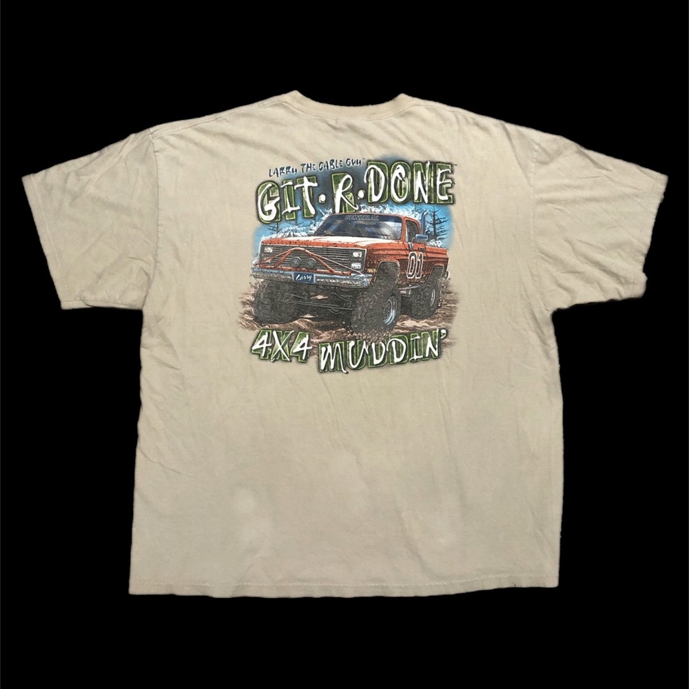Y2K Larry The Cable Guy Git R Done Muddin’ Tee